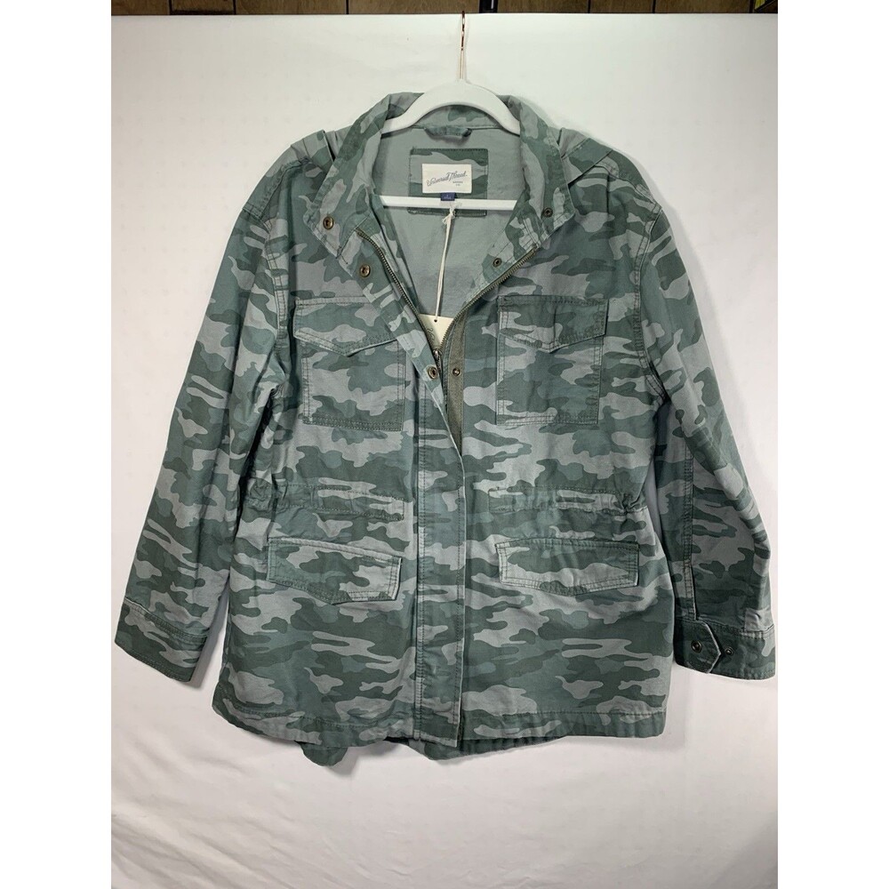 Universal Thread Women's Large  Camo Anorak Jacket Hooded Drawstring Pockets